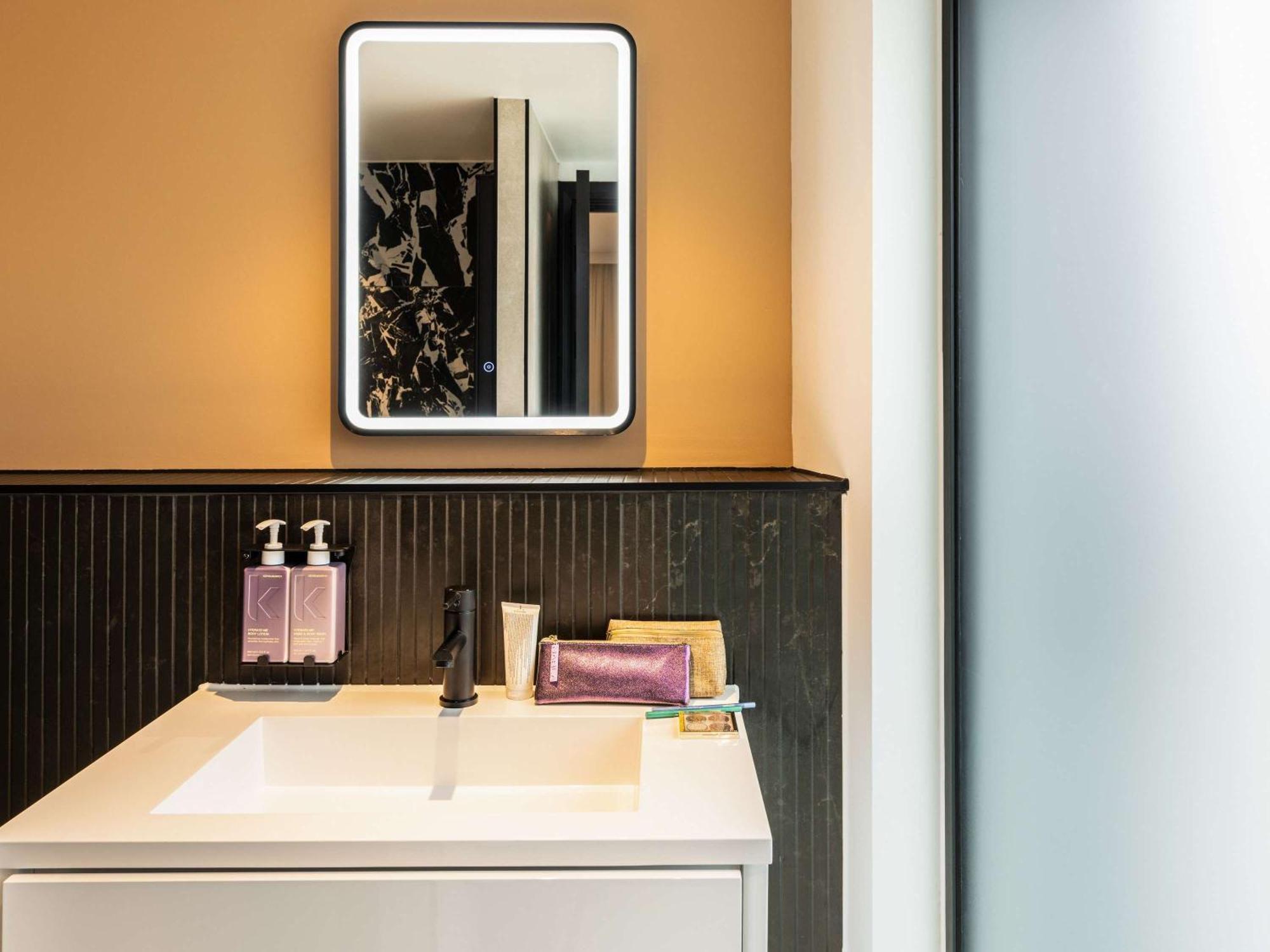 Tribe Manchester Airport By Accor Hale  Εξωτερικό φωτογραφία